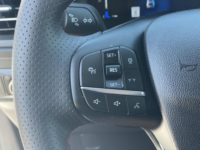 Certified 2024 Ford Escape ST-Line w/ Tech Pack #1 image 9