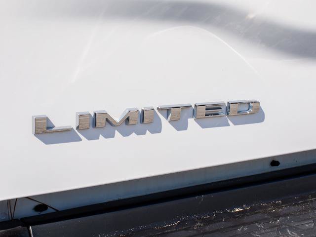 Used 2025 RAM 3500 Limited AWD/4WD image 13
