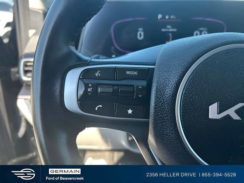 Used 2024 Kia Sportage EX image 14