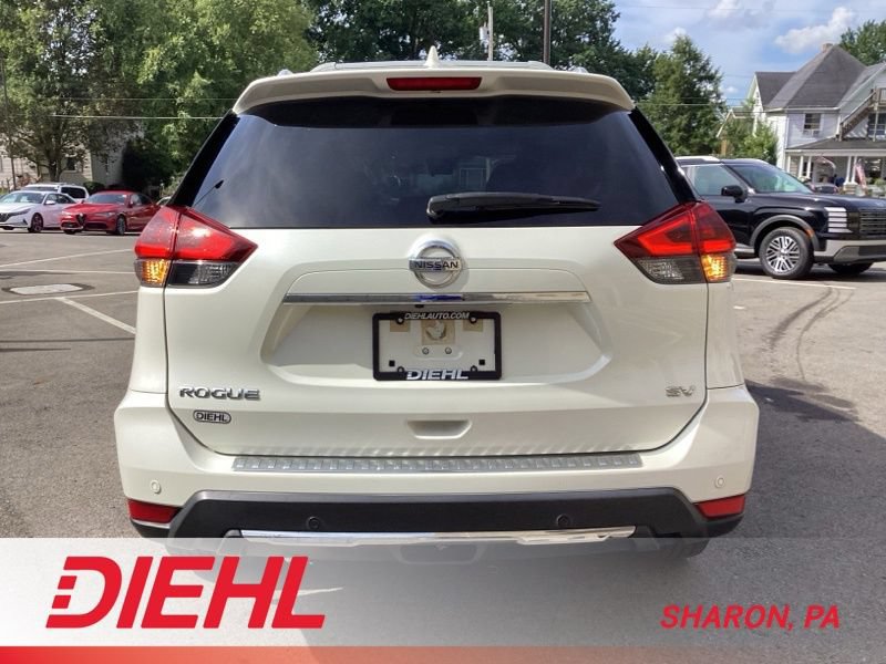 Used 2019 Nissan Rogue SV w/ Premium Package FWD image 11