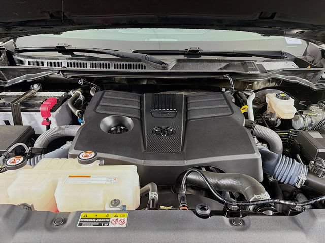 Used 2023 Toyota Tundra SR5 w/ SR5 Convenience Package AWD/4WD image 34