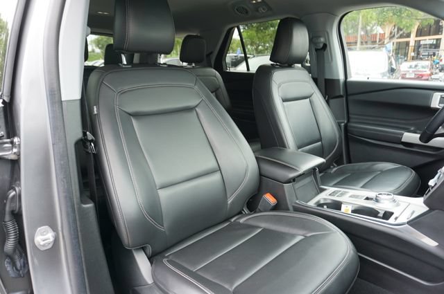 Certified 2023 Ford Explorer XLT w/ Equipment Group 202A RWD image 2