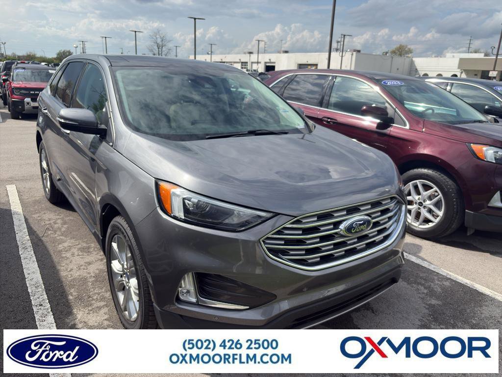 Certified 2022 Ford Edge Titanium image 3