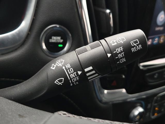 Used 2023 Chevrolet Traverse LT image 46