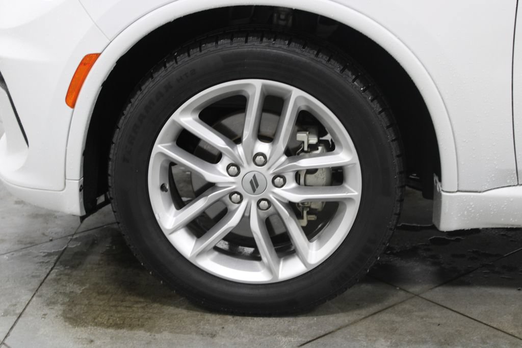 Used 2024 Dodge Durango GT RWD image 20