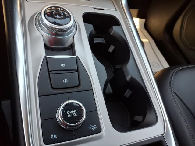 Certified 2023 Ford Explorer XLT w/ Equipment Group 202A AWD/4WD image 23