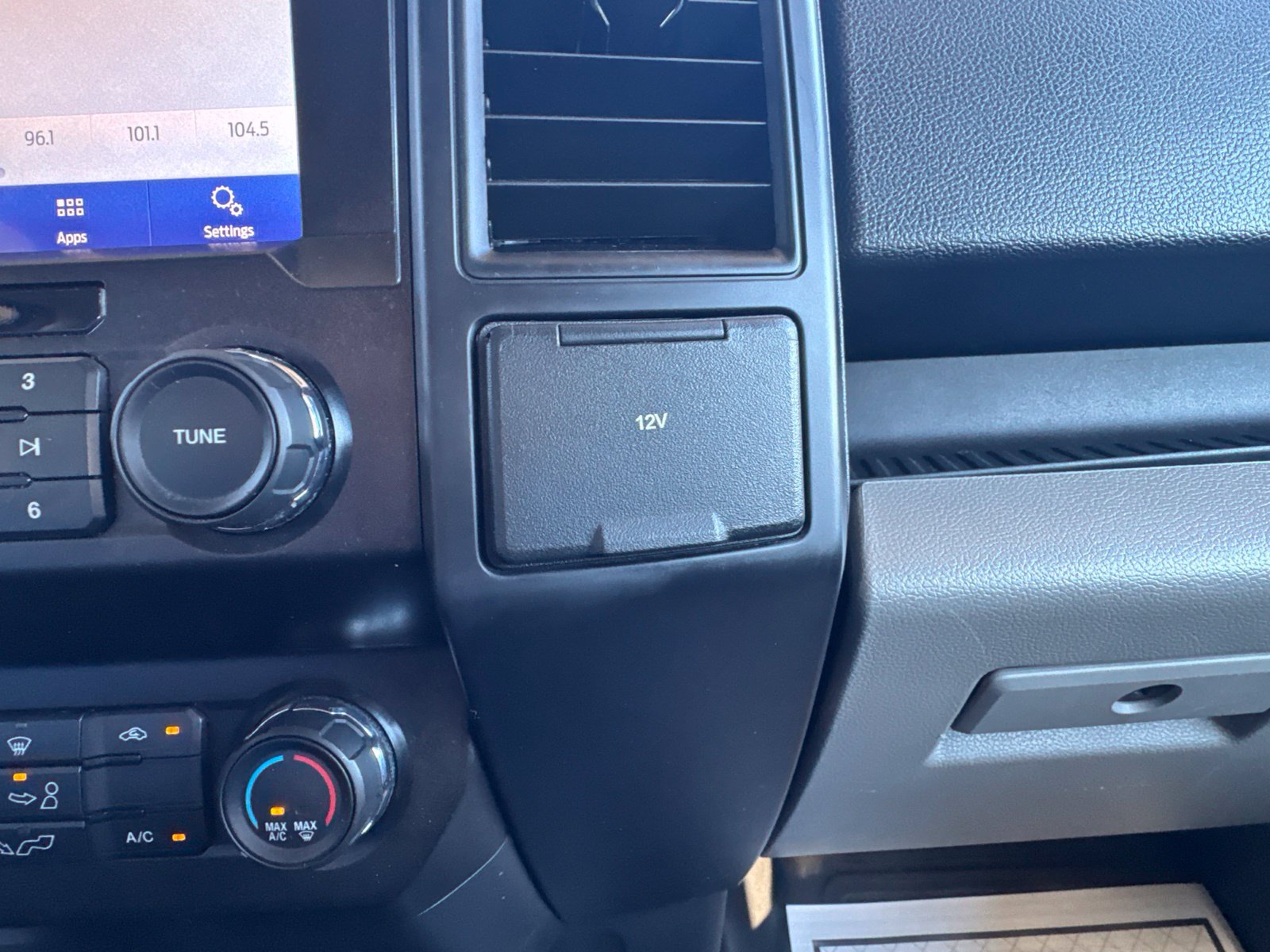 Certified 2020 Ford F150 XL w/ Equipment Group 101A Mid AWD/4WD image 31