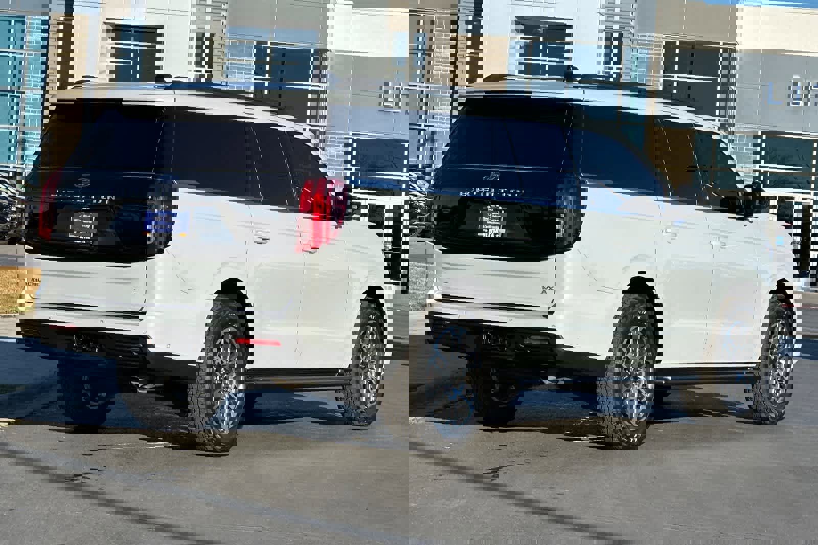 Certified 2025 Ford Expedition Max Active image 5