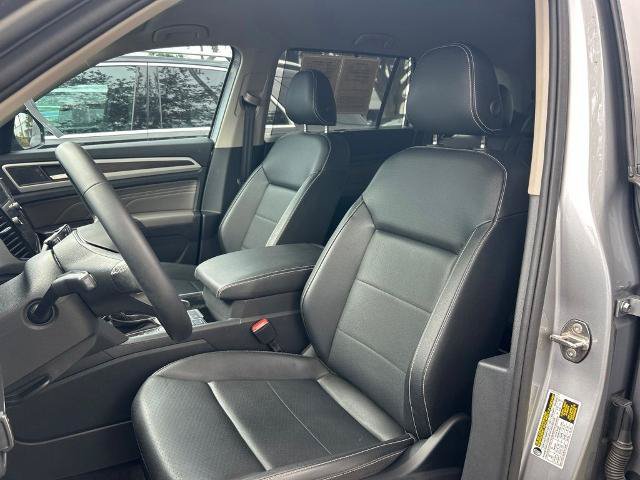 Used 2023 Volkswagen Atlas SE w/ Black Wheel Package FWD image 21