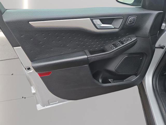 Certified 2020 Ford Escape SEL image 10