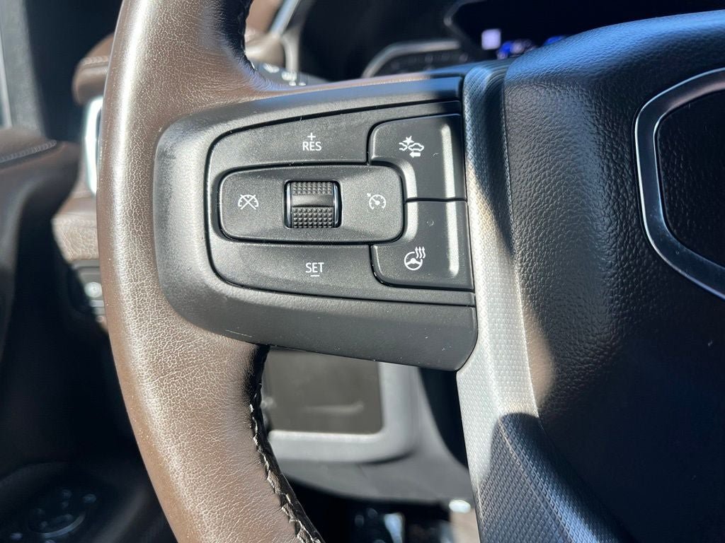 Used 2021 GMC Yukon XL Denali w/ Denali Premium Package AWD/4WD image 28
