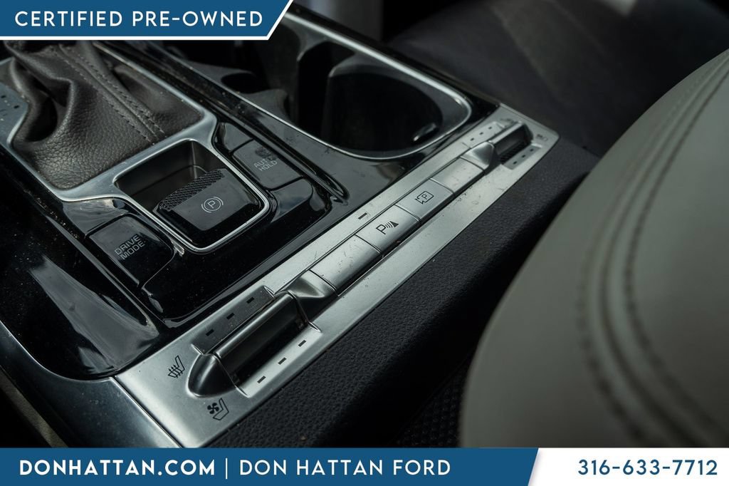 Used 2022 Kia Carnival SX FWD image 12