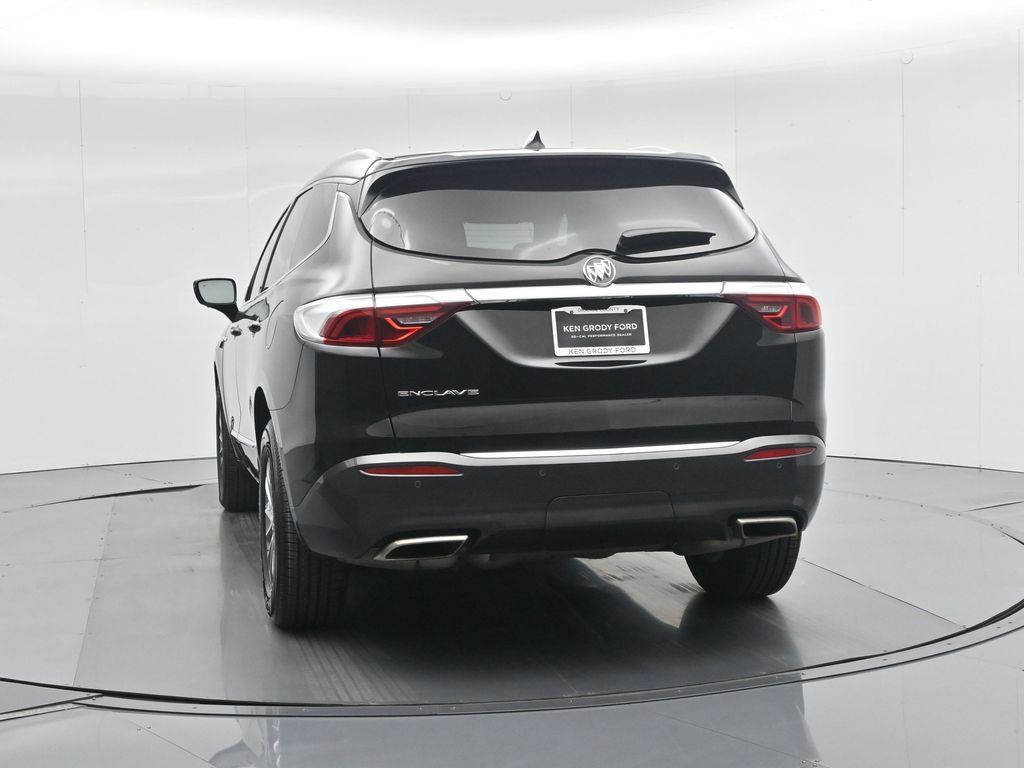 Used 2024 Buick Enclave Premium image 17