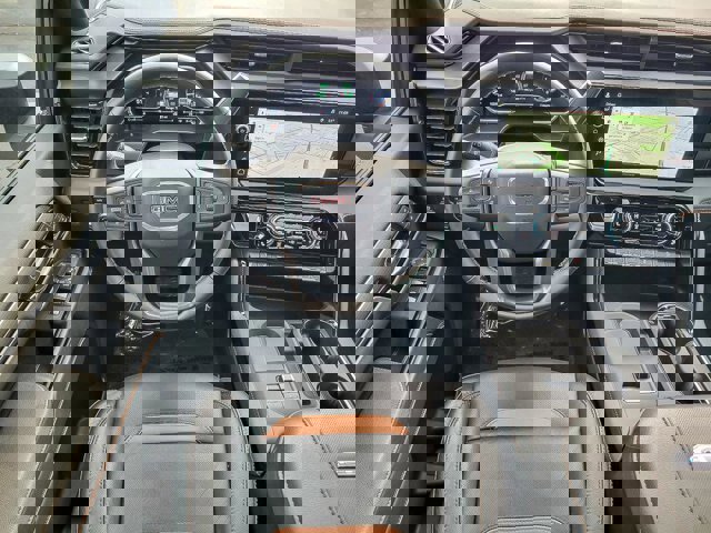 Used 2025 GMC Sierra 2500 AT4 w/ AT4 Premium Plus Package image 18