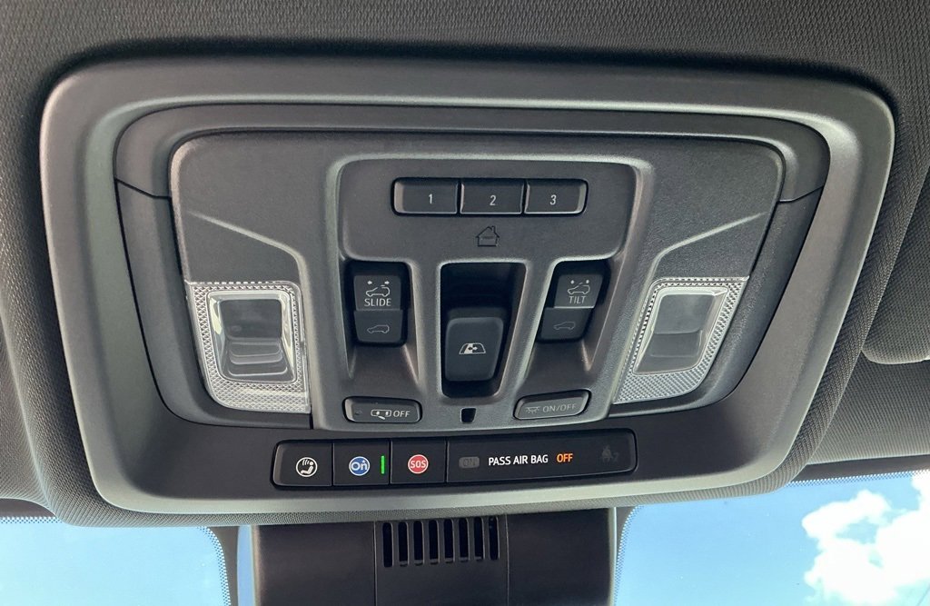 Used 2024 Chevrolet Silverado 1500 High Country image 55