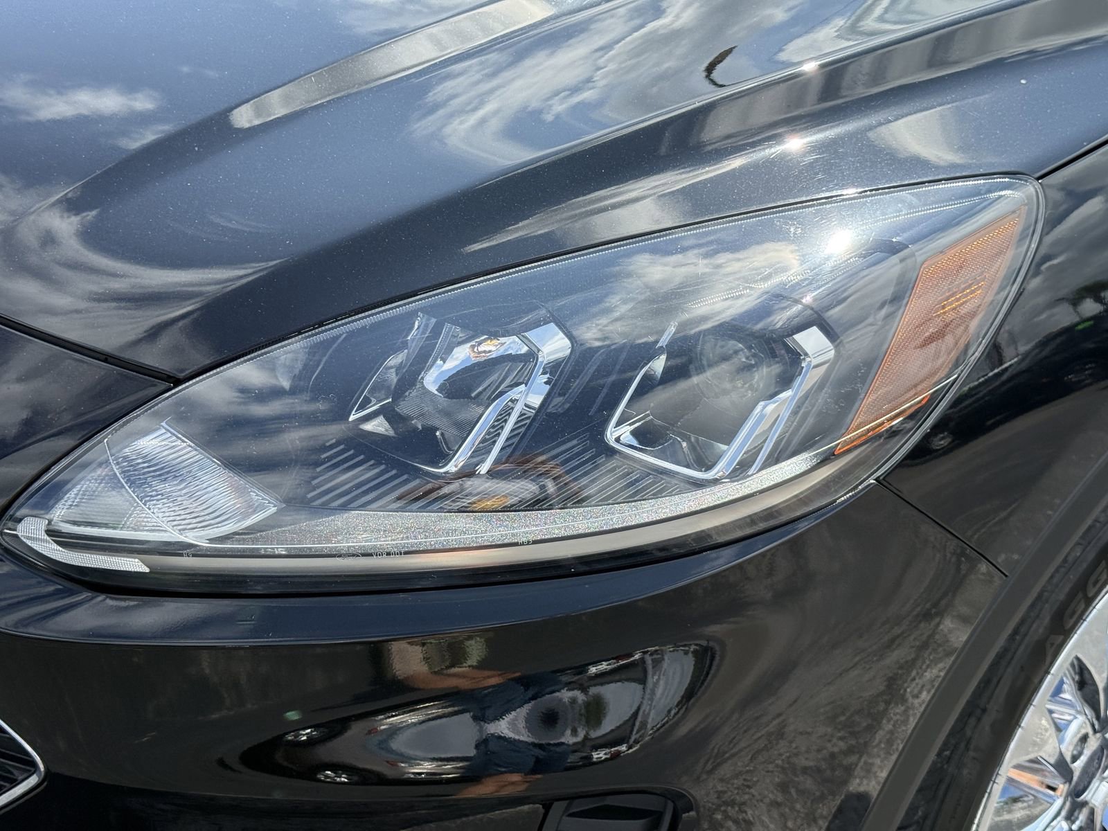 Certified 2022 Ford Escape SE FWD image 9