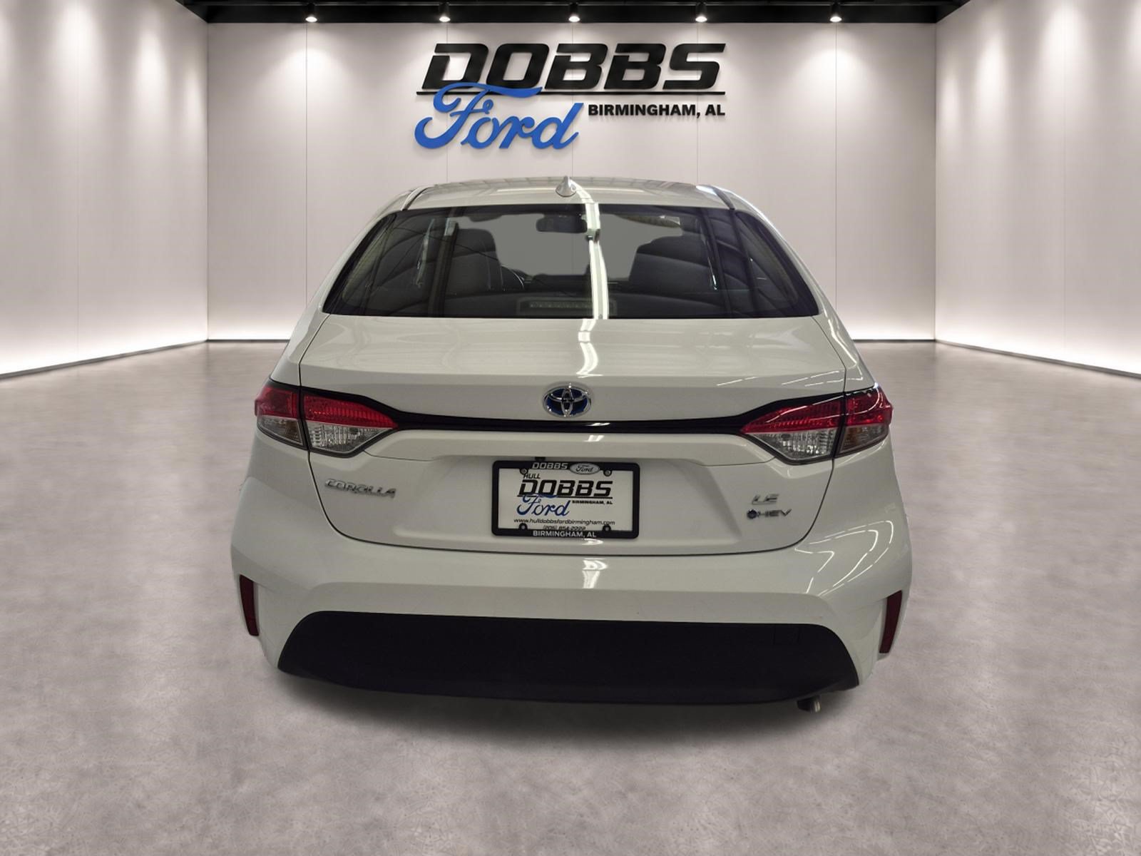 Used 2025 Toyota Corolla LE FWD image 6