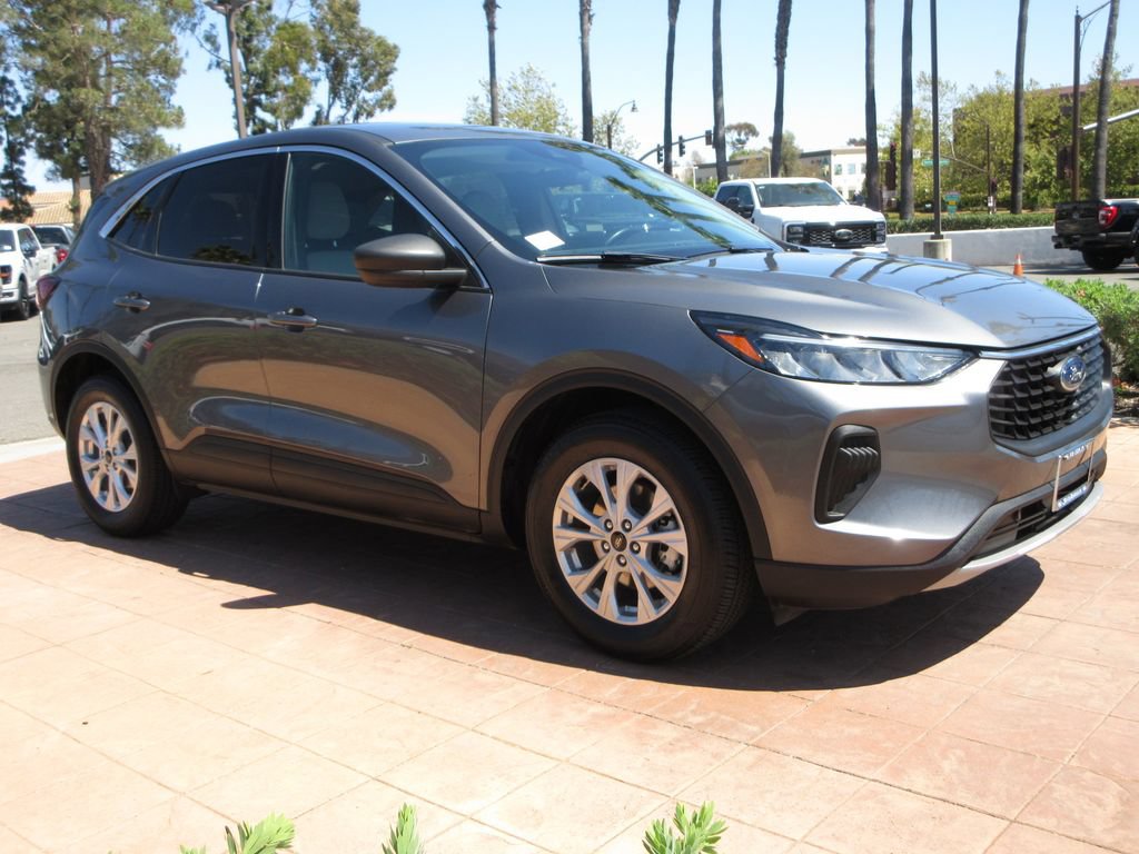Certified 2024 Ford Escape Active FWD image 6