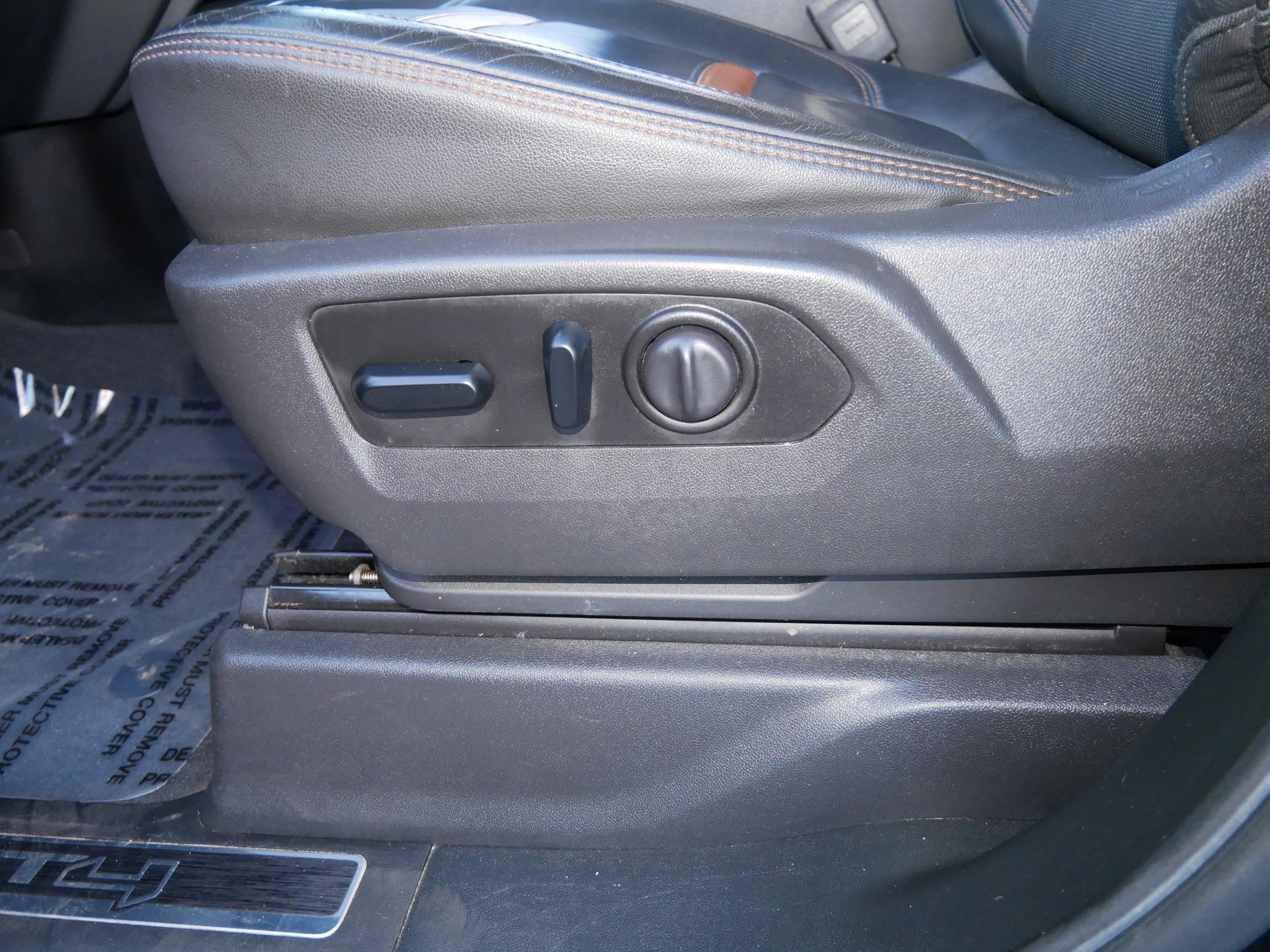 Used 2019 GMC Sierra 1500 AT4 image 19