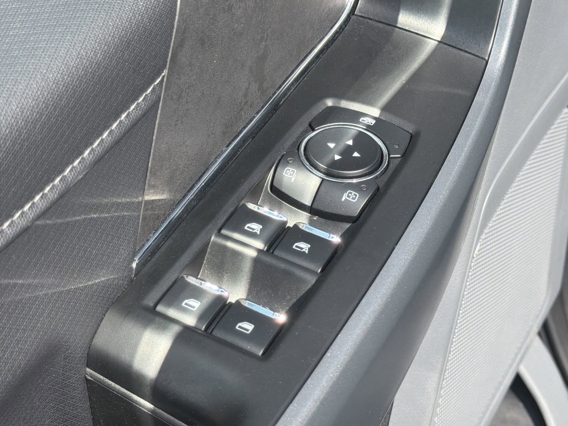 Certified 2024 Ford F150 XLT w/ Equipment Group 302A MID image 32