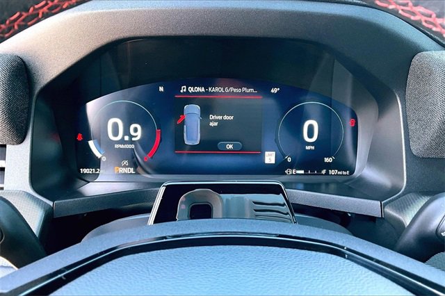 Certified 2025 Ford Explorer ST-Line w/ Premium Package image 21