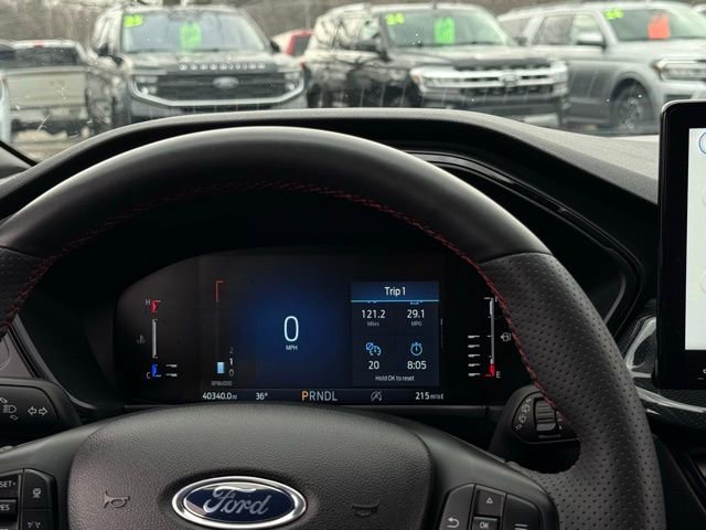 Certified 2023 Ford Escape ST-Line w/ Tech Pack #1 image 6