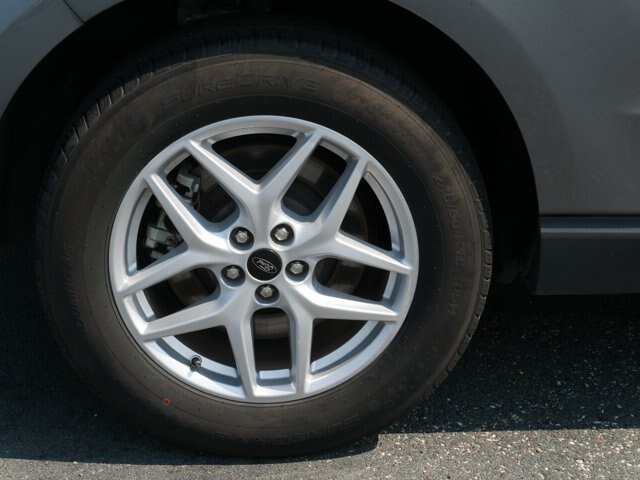 Certified 2024 Ford Edge SEL AWD/4WD image 9