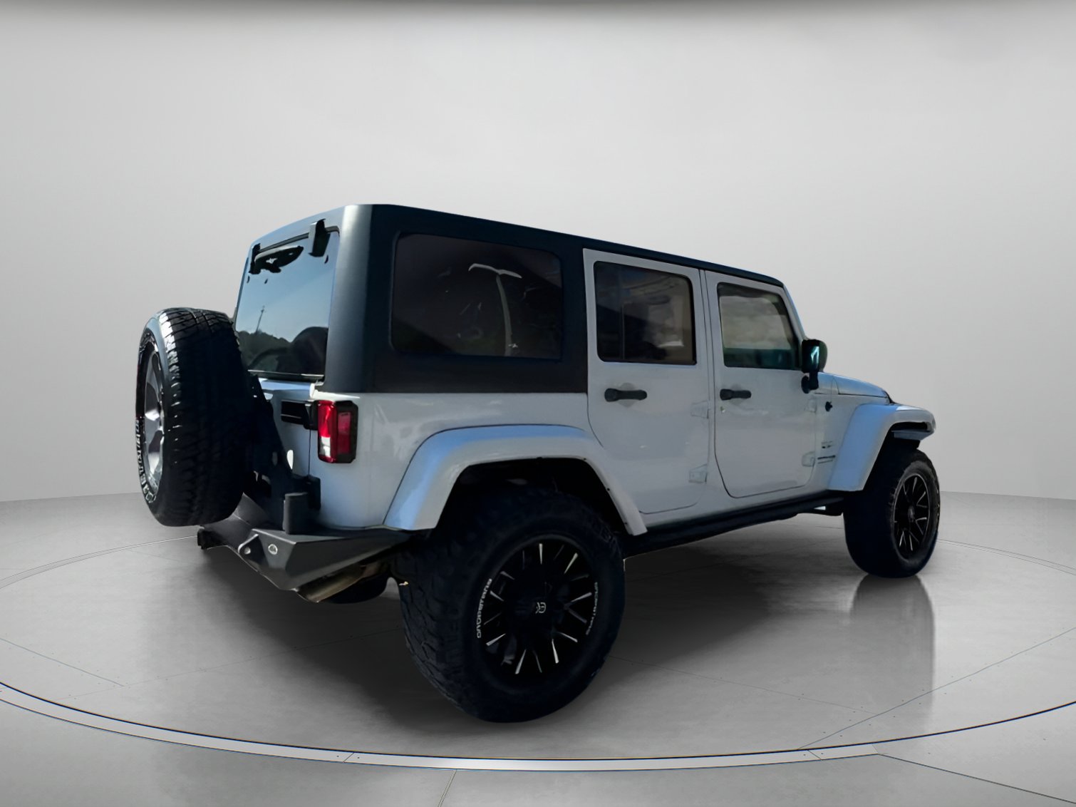 Used 2018 Jeep Wrangler Unlimited Sahara image 28