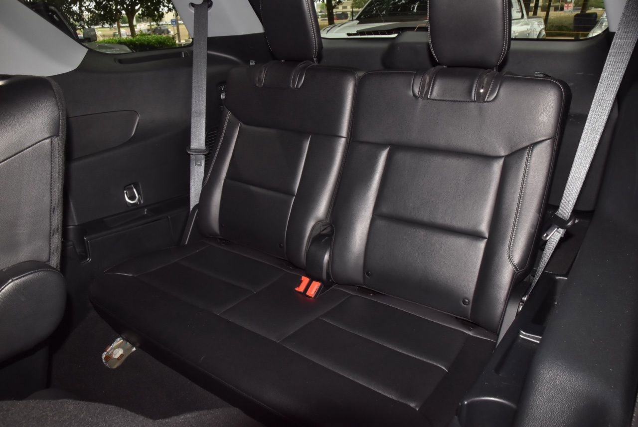 Certified 2024 Ford Explorer Limited w/ Limited Technology Package image 15