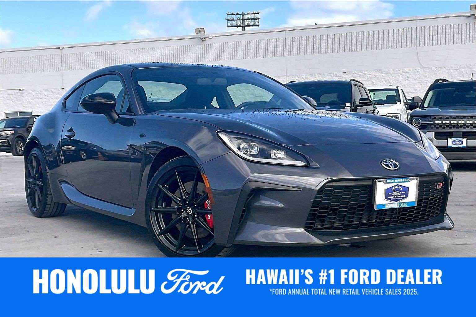 Used 2025 Toyota GR86 Premium w/ Performance Package RWD image 20