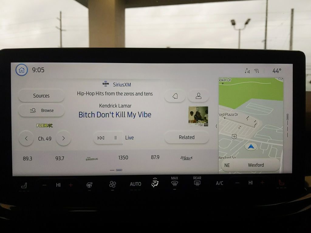 Certified 2023 Ford Escape ST-Line Select w/ Tech Pack #1 AWD/4WD image 15