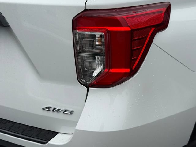 Certified 2024 Ford Explorer XLT w/ Equipment Group 202A AWD/4WD image 31