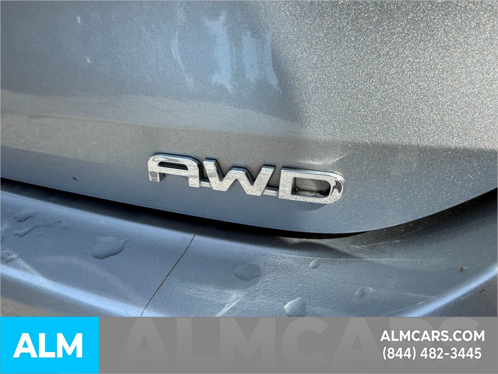 Used 2021 Toyota Highlander L AWD/4WD image 6