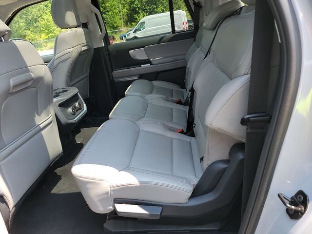 Certified 2025 Ford Expedition Max Active AWD/4WD image 18