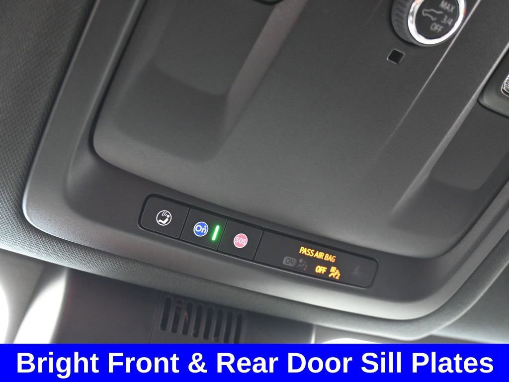 Used 2023 Chevrolet Suburban LT image 36