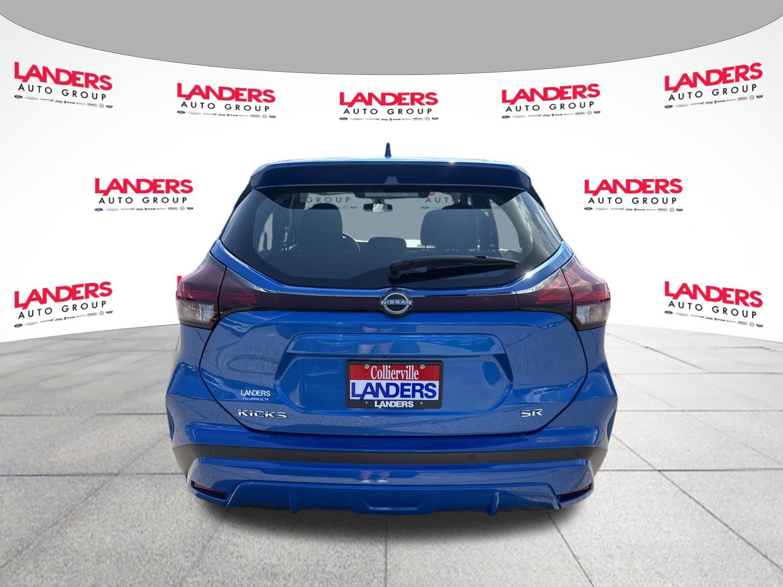 Used 2024 Nissan Kicks SR FWD image 4