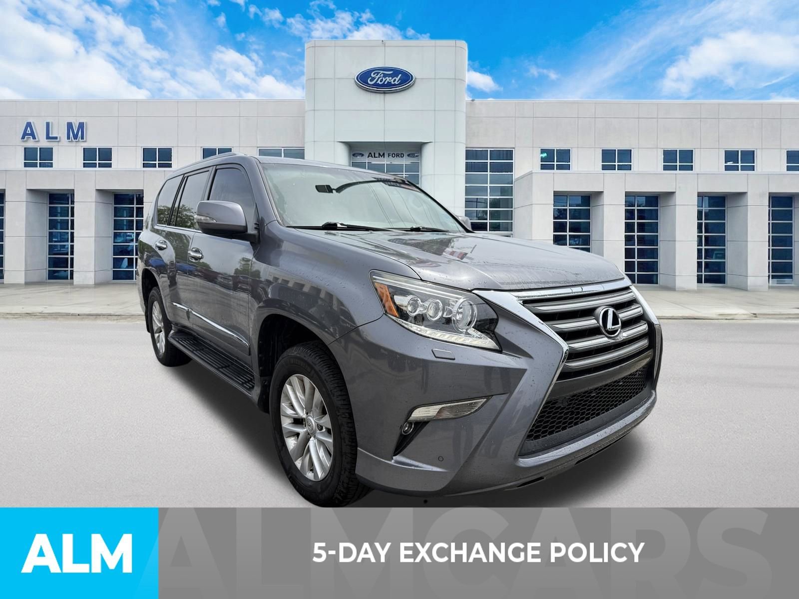 Used 2017 Lexus GX 460 Premium w/ Premium Package AWD/4WD image 3