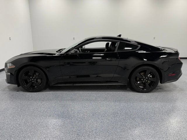 Certified 2022 Ford Mustang GT Premium w/ Black Accent Package RWD image 8