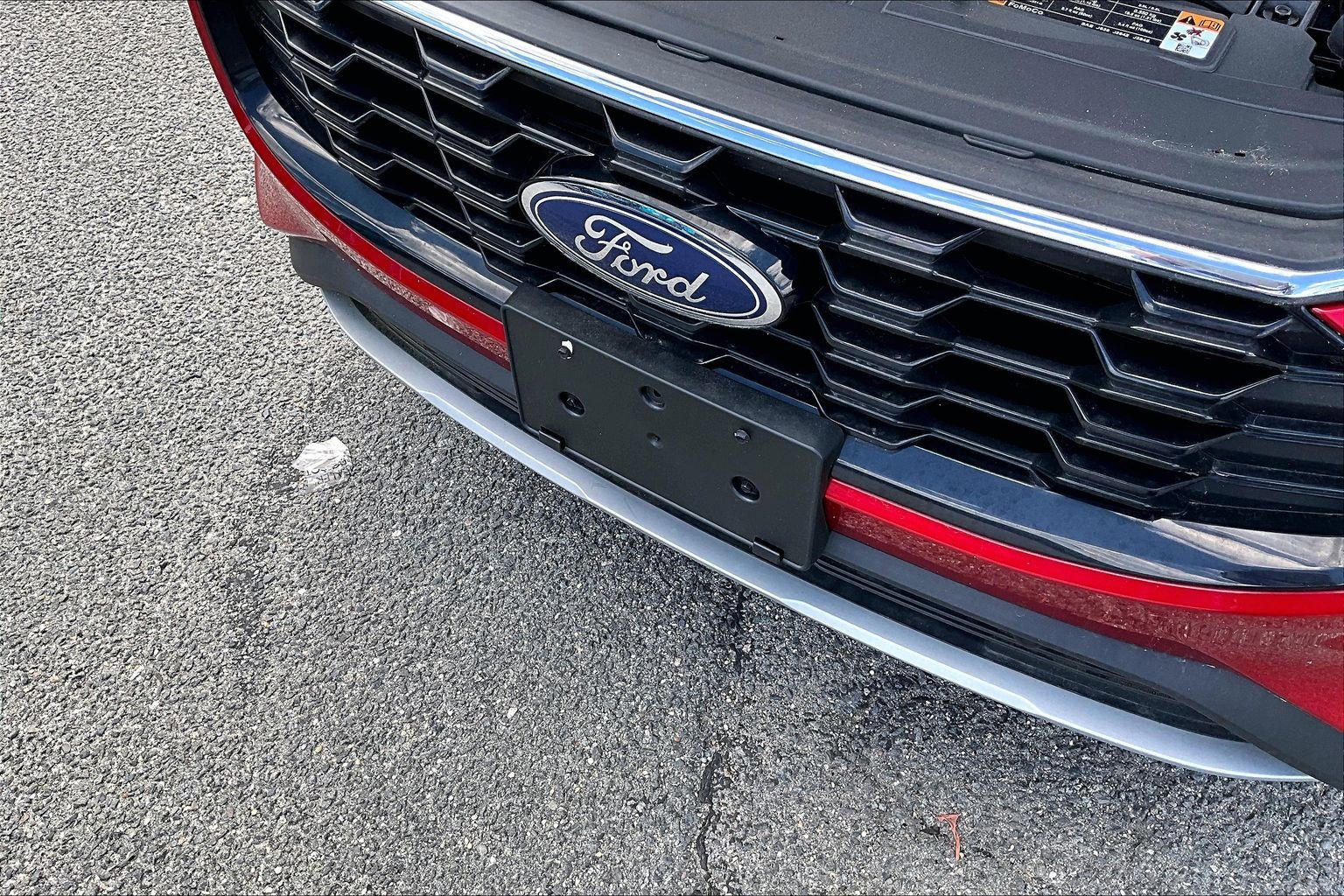 Certified 2025 Ford Escape ST-Line FWD image 34