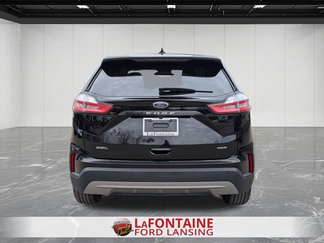 Certified 2023 Ford Edge SEL w/ Convenience Package AWD/4WD image 4