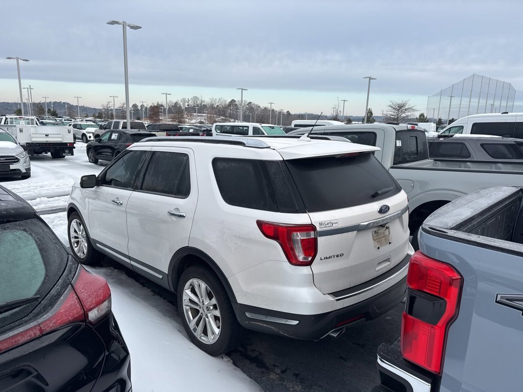 Certified 2018 Ford Explorer Limited image 2
