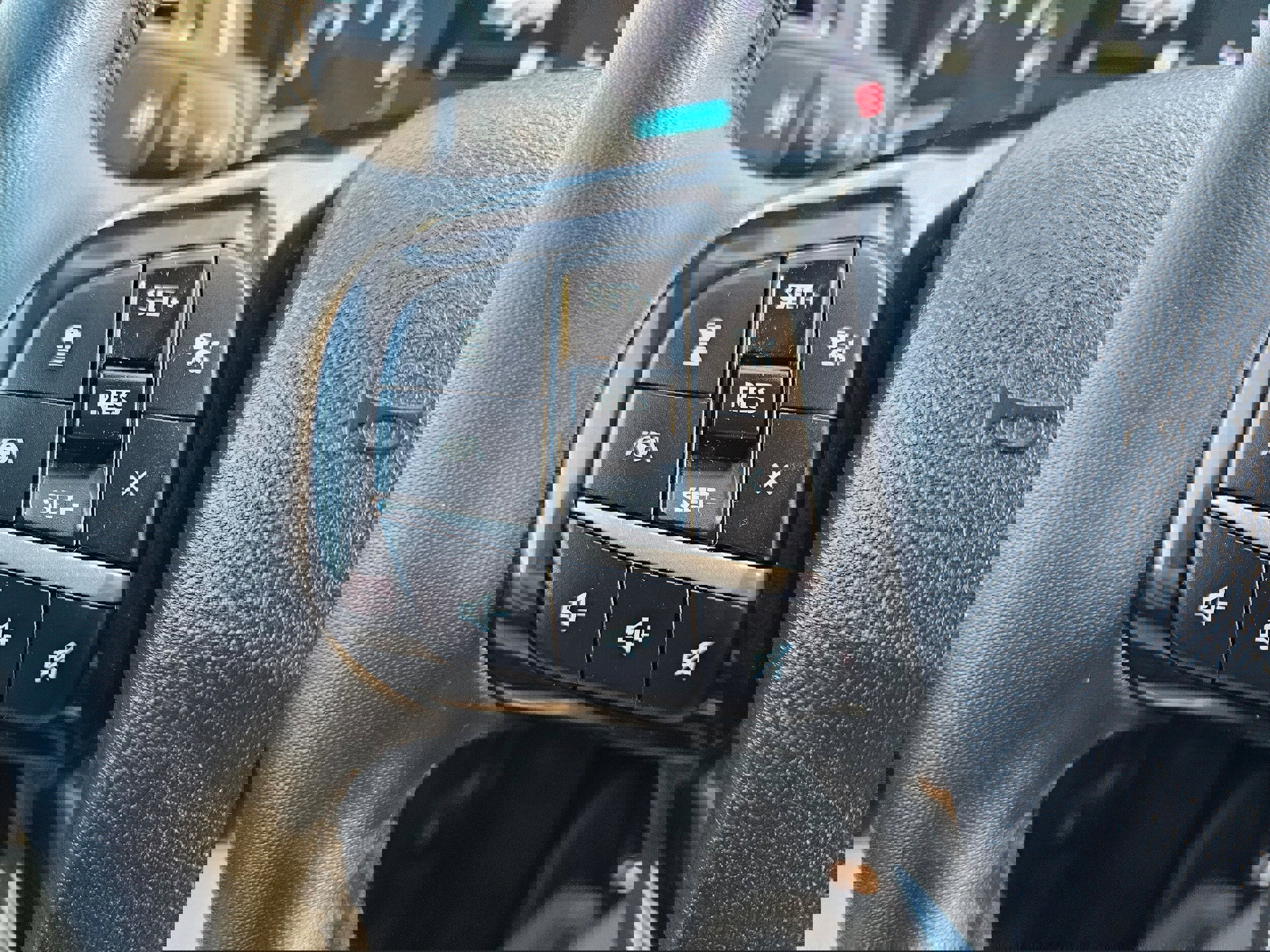 Certified 2022 Ford Escape SEL w/ Class II Trailer Tow Package image 18