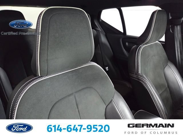 Used 2021 Volvo XC40 T5 R-Design AWD/4WD image 19