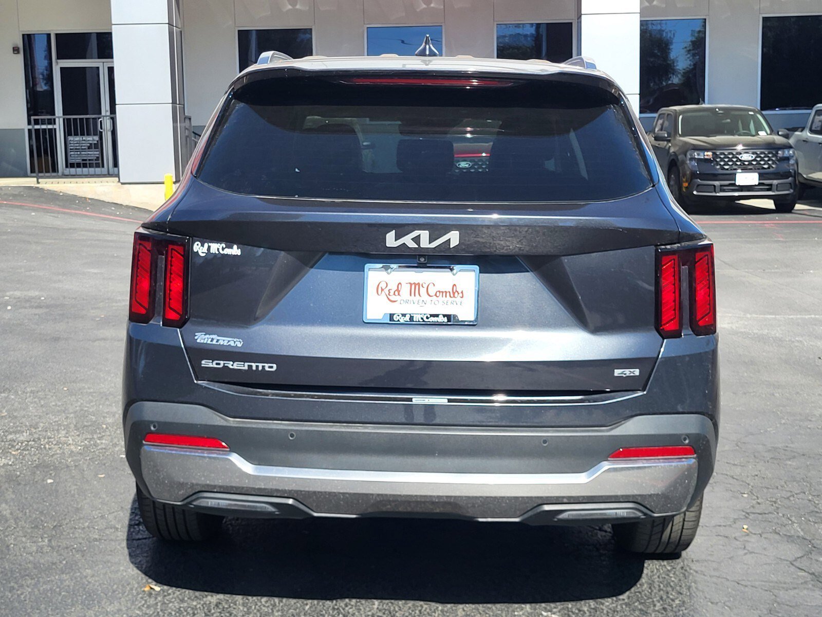 Used 2024 Kia Sorento S image 5