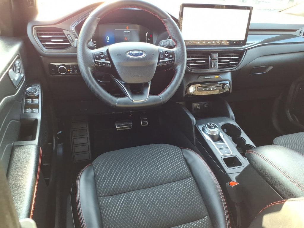 Certified 2024 Ford Escape ST-Line w/ Tech Pack #1 FWD image 11