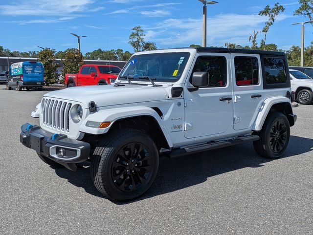 Used 2023 Jeep Wrangler Unlimited Sahara AWD/4WD image 7