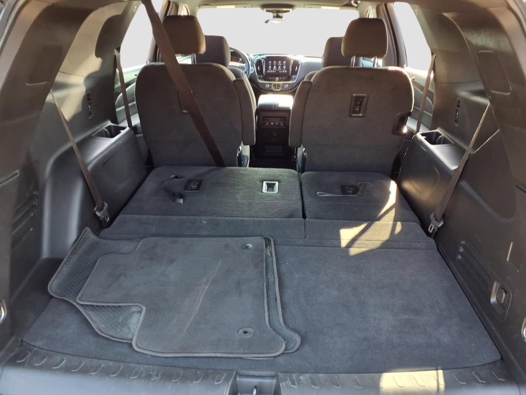 Used 2023 Chevrolet Traverse LT AWD/4WD image 33