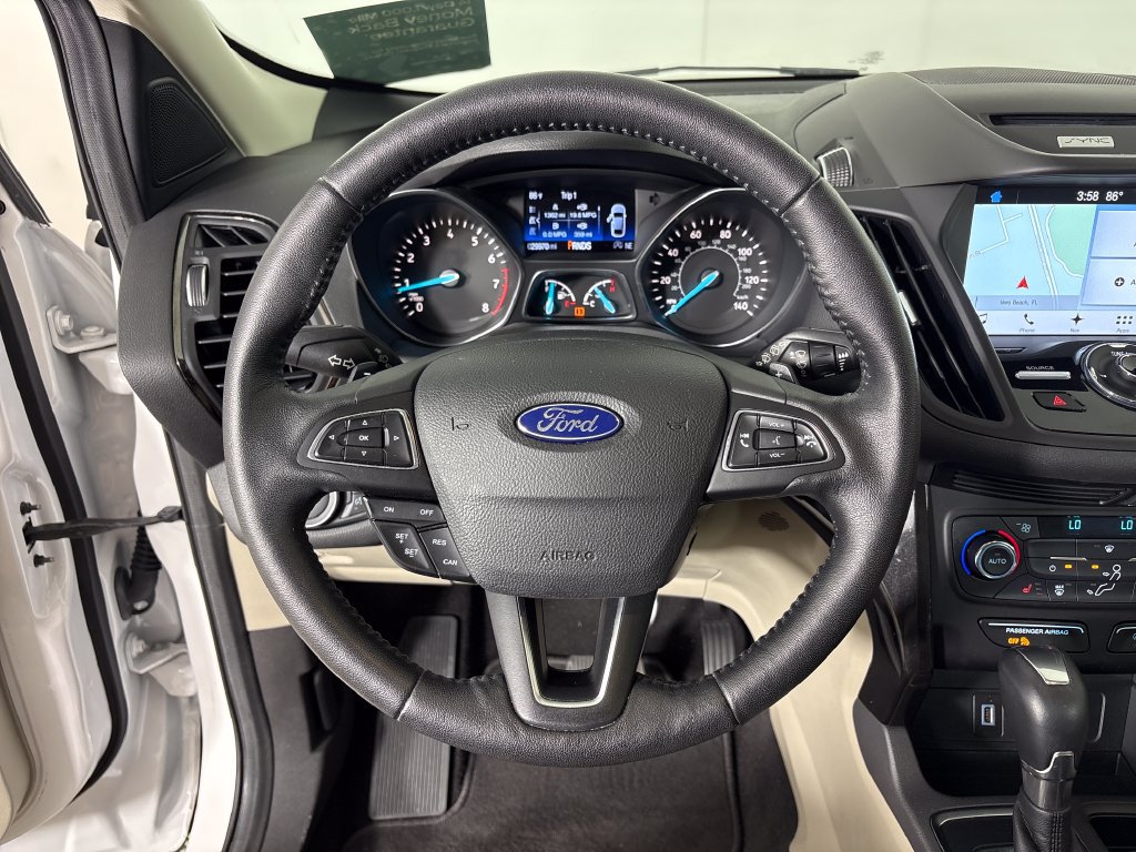 Certified 2017 Ford Escape Titanium FWD image 17