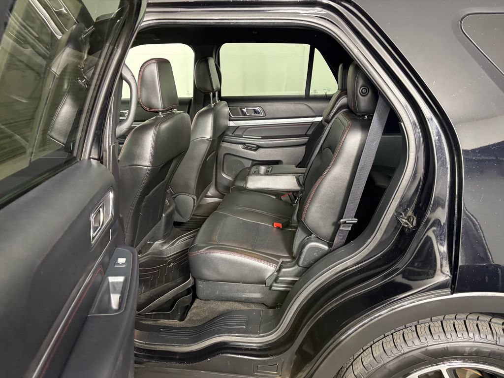 Certified 2018 Ford Explorer Sport AWD/4WD image 28