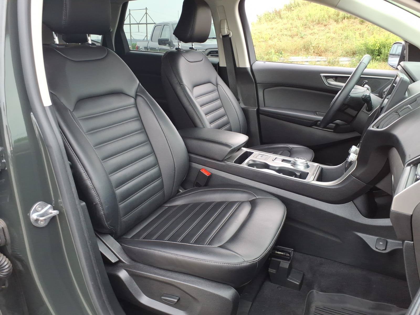 Certified 2024 Ford Edge SEL w/ Convenience Package AWD/4WD image 7